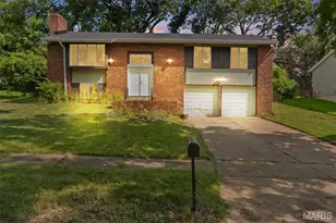 12780 Coachlight Square Dr, Florissant, MO 63033 - Photo 1