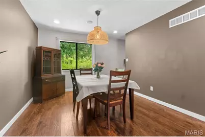 12780 Coachlight Square Drive, Florissant, MO 63033 - Photo 9