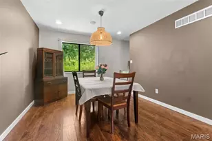 12780 Coachlight Square Dr, Florissant, MO 63033 - Photo 9