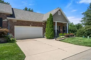 5230 Hollow Wood Ct, Saint Louis, MO 63128 - Photo 3