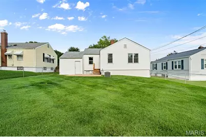 1925 Stedman Court, Overland, MO 63114 - Photo 31