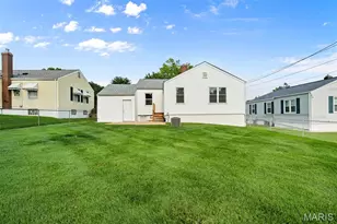 1925 Stedman Ct, Overland, MO 63114 - Photo 31