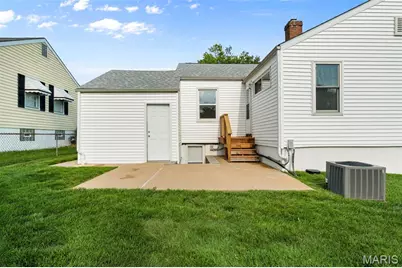 1925 Stedman Court, Overland, MO 63114 - Photo 33