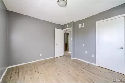 223 La Motte Lane, Saint Louis, MO 63135 - Photo 7