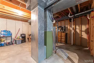 25 Beaujolais Dr, Florissant, MO 63031 - Photo 49