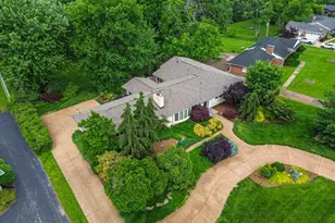21 Ladue Meadows, Creve Coeur, MO 63141 - Photo 11