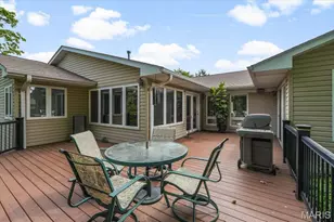 21 Ladue Meadows, Creve Coeur, MO 63141 - Photo 5