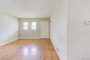 10836 Spring Garden Dr, Saint Louis, MO 63137 - Photo 3