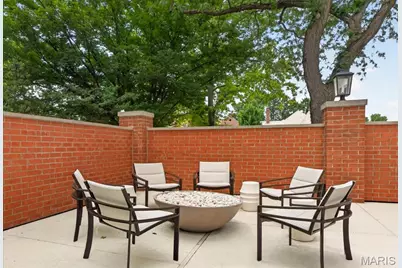 816 S Hanley Road #15B, Clayton, MO 63105 - Photo 45