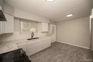 275 Paul Ave, Florissant, MO 63031 - Photo 5