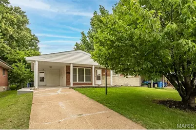 275 Paul Avenue, Florissant, MO 63031 - Photo 1