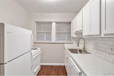 4950 Winona Avenue, Saint Louis, MO 63109 - Photo 9
