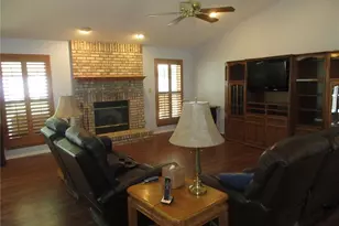 3122 Piney Pointe Dr, Oakville, MO 63129 - Photo 19