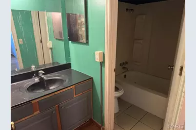 11749 Galba Drive, Florissant, MO 63033 - Photo 21