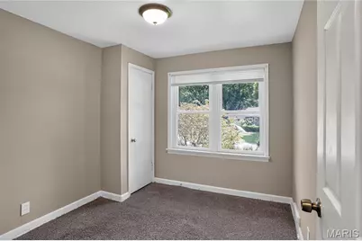 9765 Colony Drive, Saint Louis, MO 63137 - Photo 19