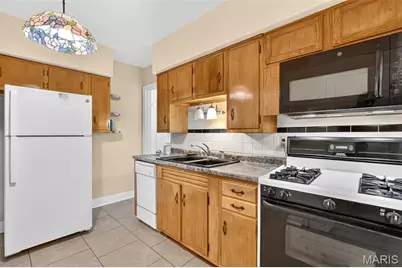 9438 Edgewater Drive, Saint Louis, MO 63136 - Photo 15