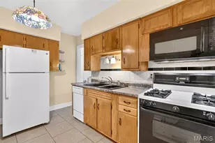 9438 Edgewater Dr, Saint Louis, MO 63136 - Photo 15