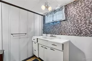 9438 Edgewater Dr, Saint Louis, MO 63136 - Photo 25