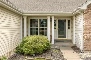 2088 Avalon Ridge Cir, Fenton, MO 63026 - Photo 3