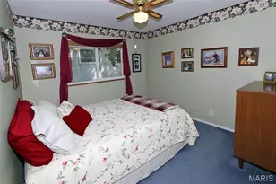 1571 Barkwood Dr, Florissant, MO 63031 - Photo 19