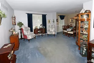 1571 Barkwood Dr, Florissant, MO 63031 - Photo 5