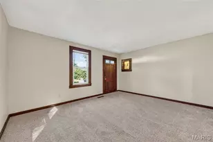 340 Kemper St, Troy, MO 63379 - Photo 5