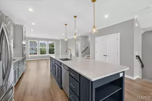 8933 Eager Rd, Saint Louis, MO 63144 - Photo 7