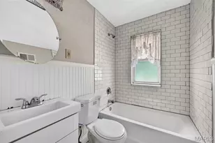 7541 Norwalk Ln, Saint Louis, MO 63121 - Photo 23