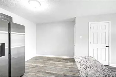 5766 Westphalia Lane #B, Oakville, MO 63129 - Photo 11