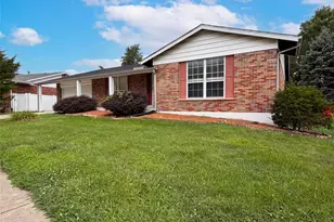 3679 Vago Ln, Florissant, MO 63034 - Photo 19