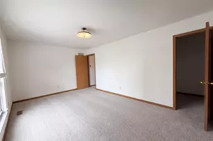 3679 Vago Ln, Florissant, MO 63034 - Photo 13