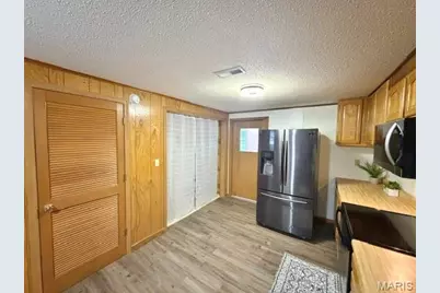 718 N Sturgeon Street, Montgomery City, MO 63361 - Photo 9