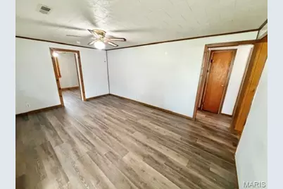 718 N Sturgeon Street, Montgomery City, MO 63361 - Photo 17
