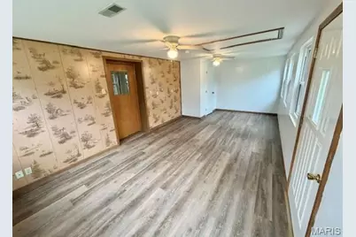 718 N Sturgeon Street, Montgomery City, MO 63361 - Photo 13