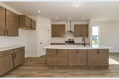 328 Kingsbarns Court, Dardenne Prairie, MO 63368 - Photo 5