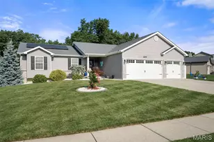609 Courageous Ln, Wentzville, MO 63385 - Photo 3