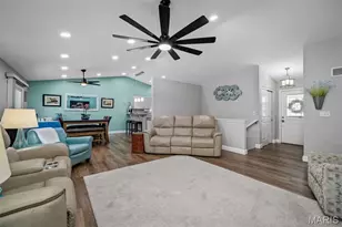 609 Courageous Ln, Wentzville, MO 63385 - Photo 7