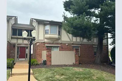 1431 Willow Brook Cove #7, Saint Louis, MO 63146 - Photo 1