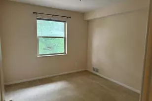 1431 Willow Brook Cove, Saint Louis, MO 63146 - Photo 9