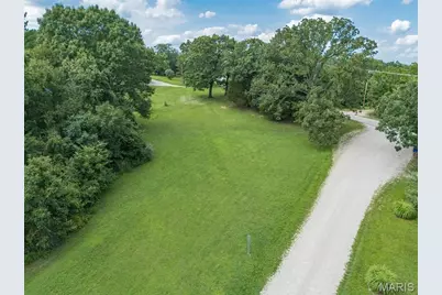 1001 King Arthur Court, French Village, MO 63036 - Photo 21