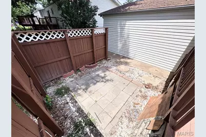 1860 Bobbinray Avenue, Florissant, MO 63031 - Photo 33