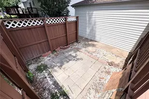 1860 Bobbinray Ave, Florissant, MO 63031 - Photo 33