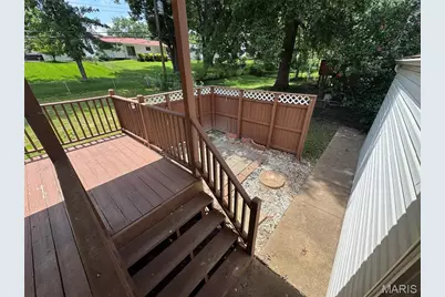 1860 Bobbinray Avenue, Florissant, MO 63031 - Photo 35