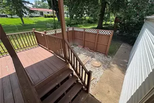 1860 Bobbinray Ave, Florissant, MO 63031 - Photo 35