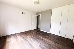 1860 Bobbinray Ave, Florissant, MO 63031 - Photo 17