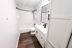 1860 Bobbinray Ave, Florissant, MO 63031 - Photo 11