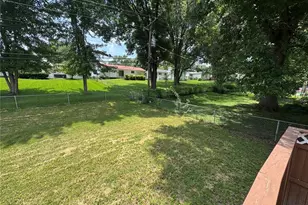 1860 Bobbinray Ave, Florissant, MO 63031 - Photo 3
