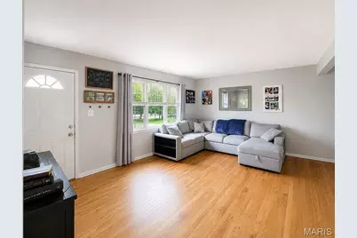 1133 Fain Drive, Saint Louis, MO 63125 - Photo 5