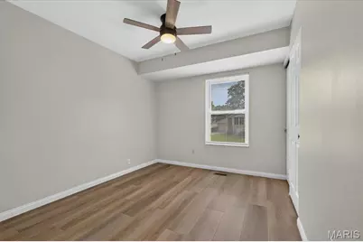 930 Bellestri Drive, Ballwin, MO 63021 - Photo 23