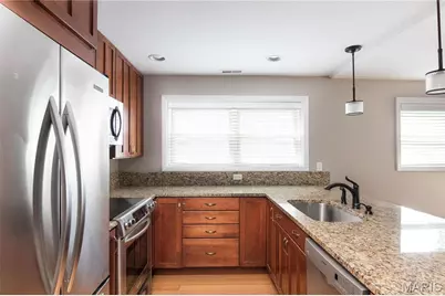 610 Forest #2, Saint Louis, MO 63105 - Photo 5
